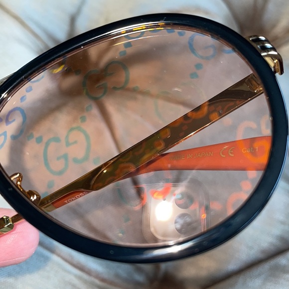 Nwot Authentic GG sunglasses (unisex) - Picture 2 of 16
